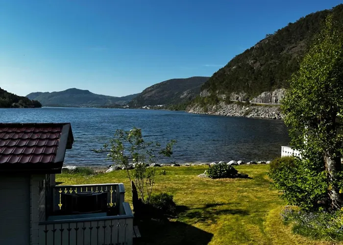 Strandhytte Naer Preikestolen * Jørpeland