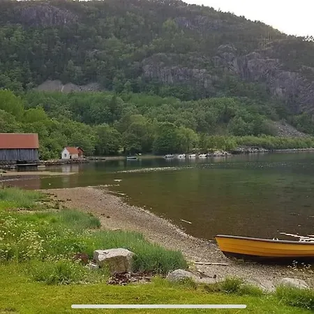 Apartamento Strandhytte Naer Preikestolen Jørpeland