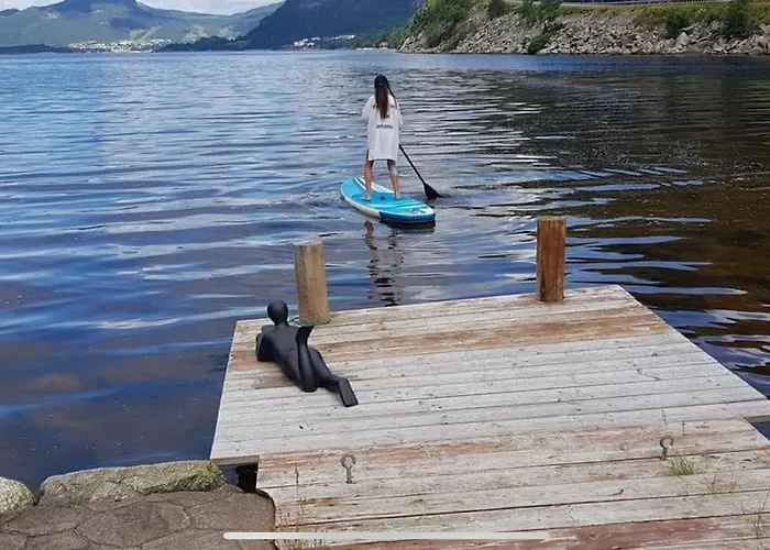 Apartamento Strandhytte Naer Preikestolen *